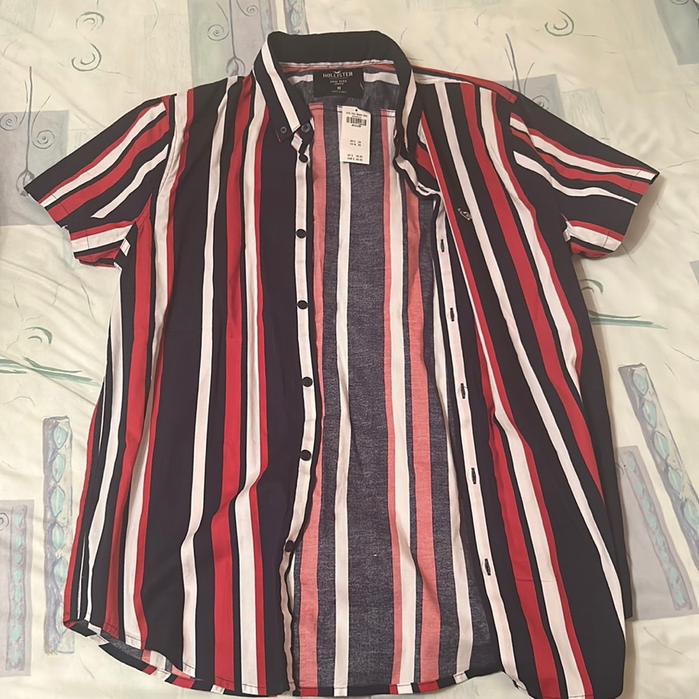 New Hollister red, blue, and white button up
